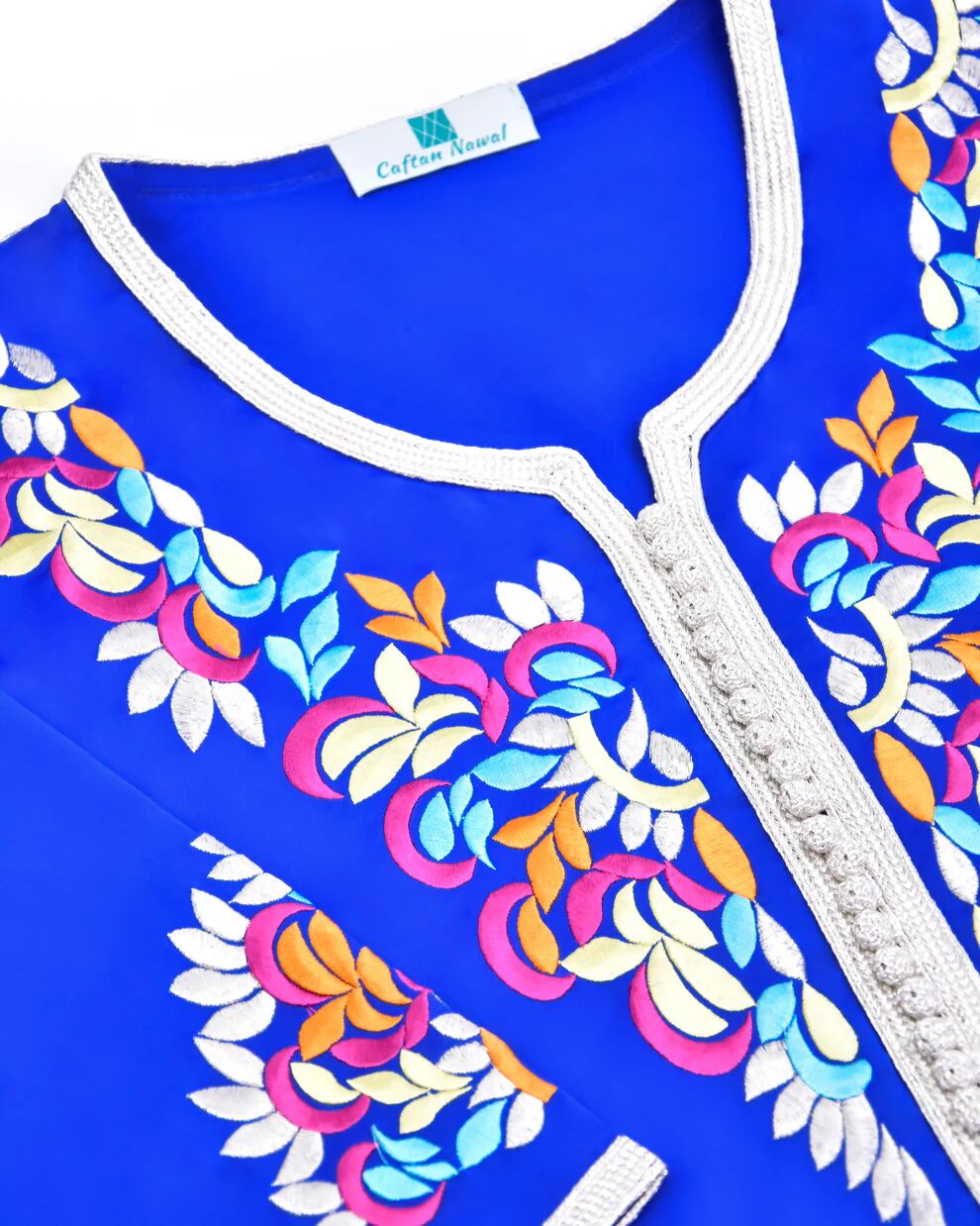 Caftan en crêpe de soie bleu