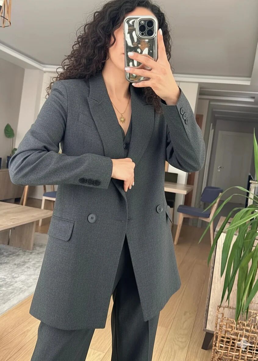 Ensemble Tailleur 3 Pièces thumbnail 2