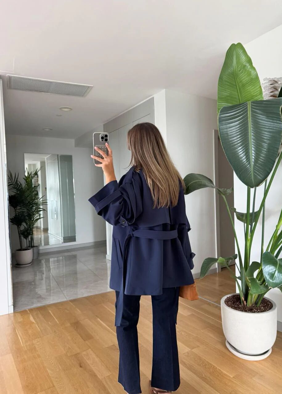 Trench Court Ceinturé - Bleu Nuit