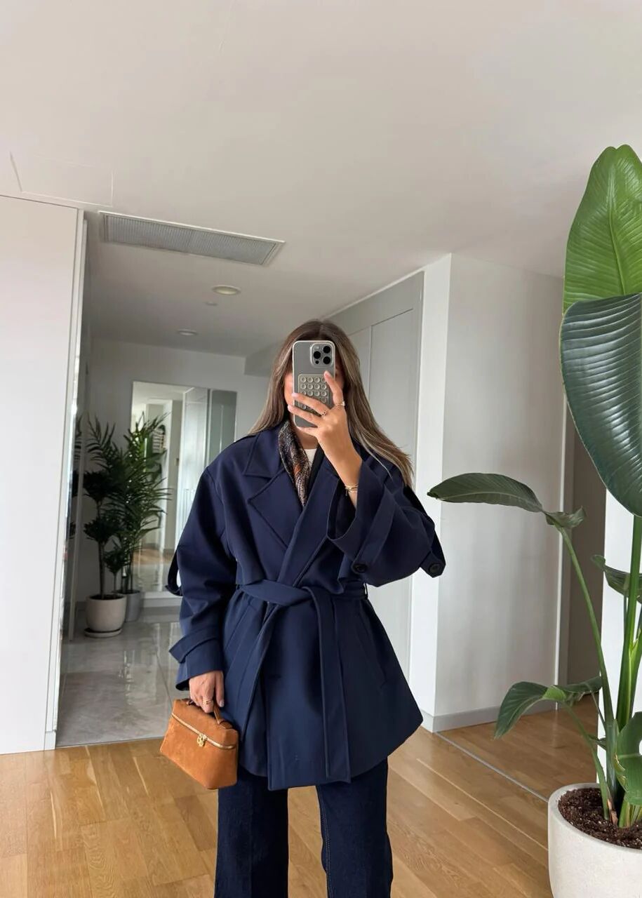 Trench Court Ceinturé - Bleu Nuit thumbnail 3