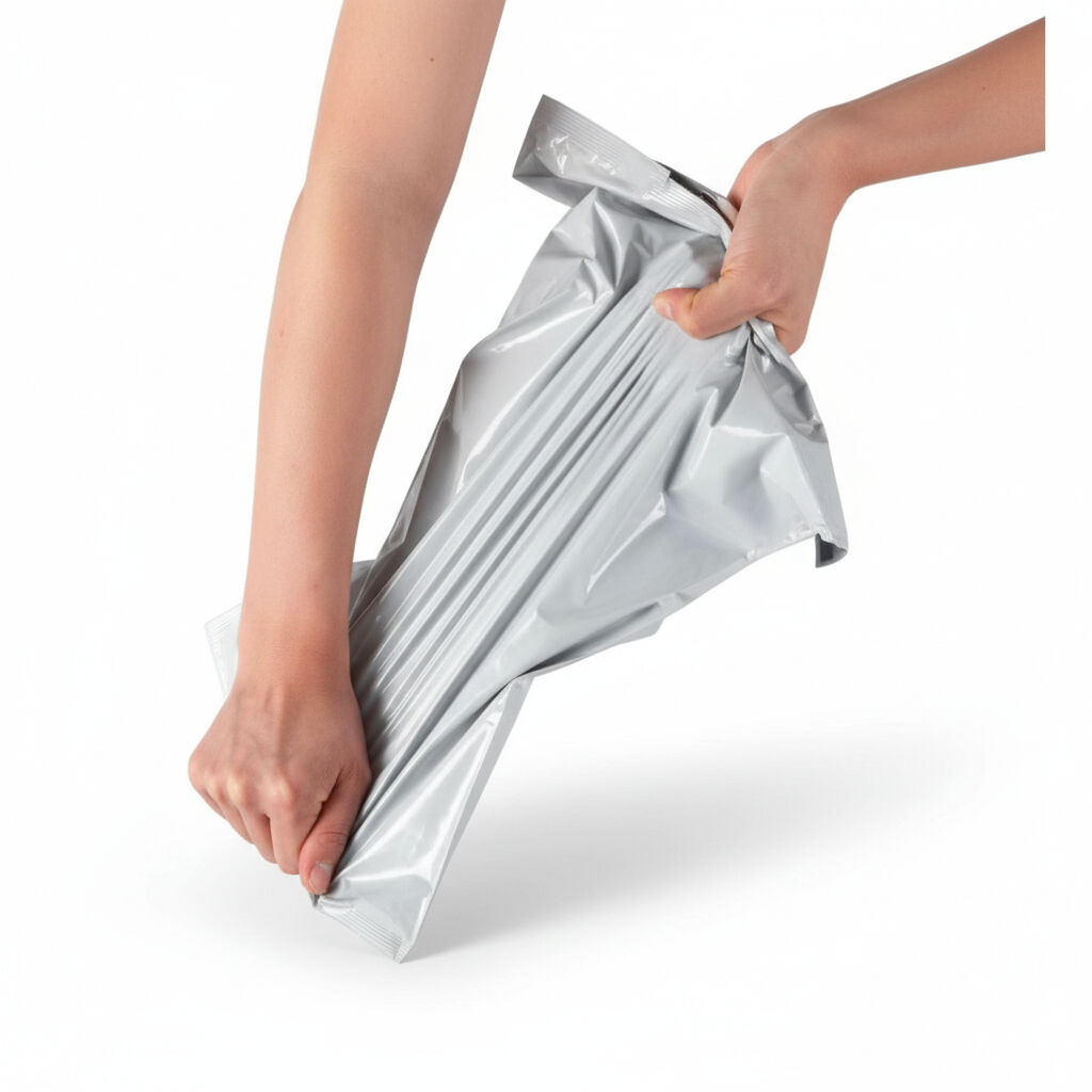 Sacs d’expédition plastiques autocollants