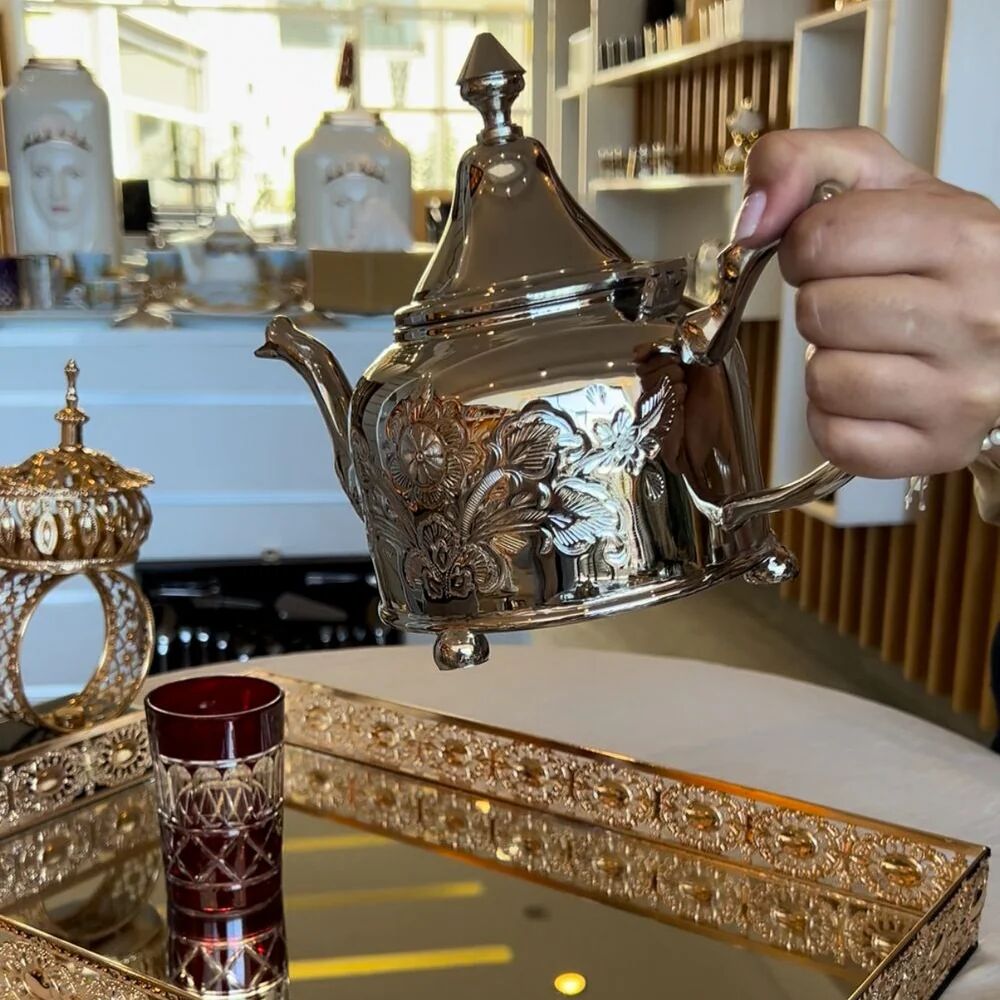 Théière Soltana fleur Moyen modèle thumbnail 3