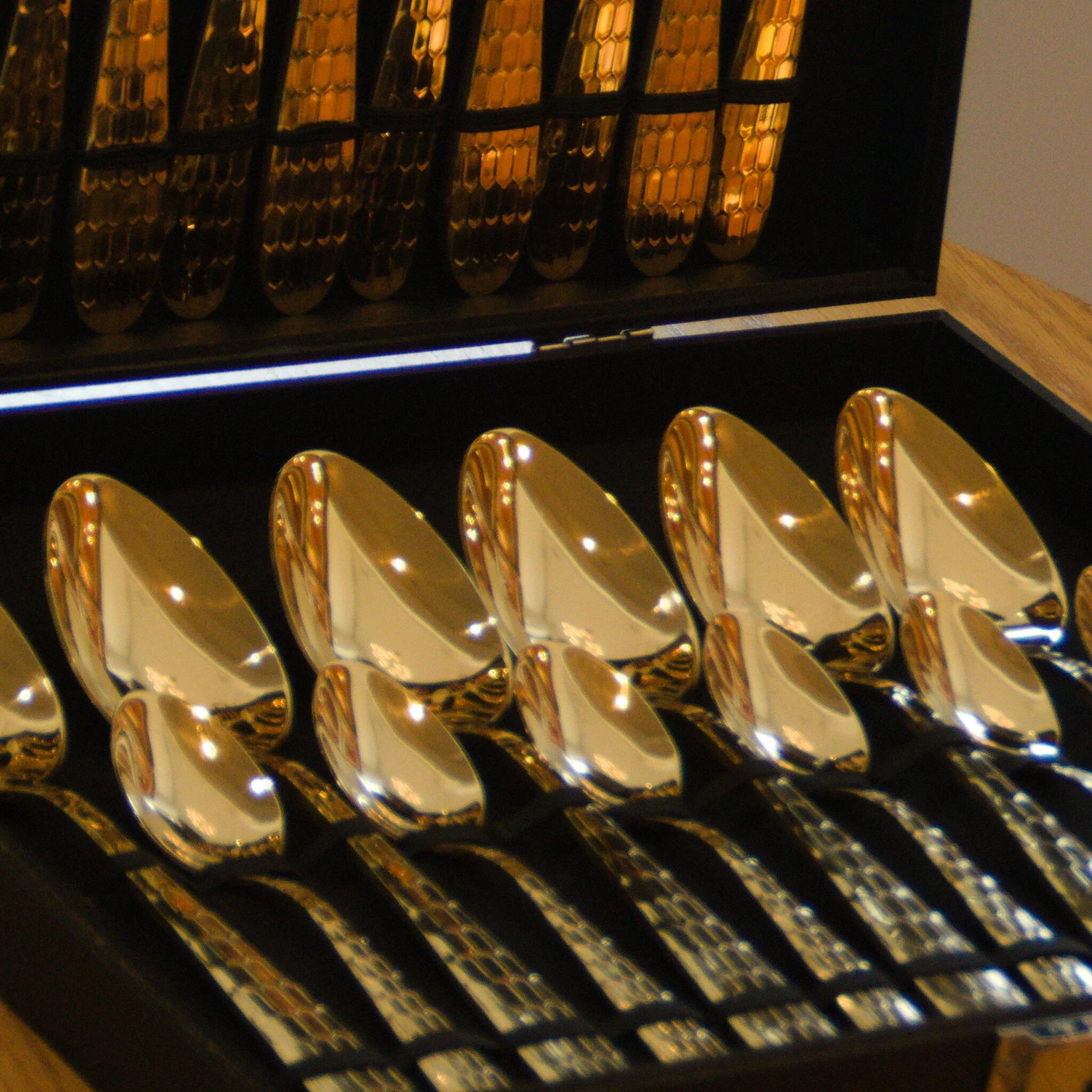 Ménagère 24 pièces HONY GOLD pour 6 personnes