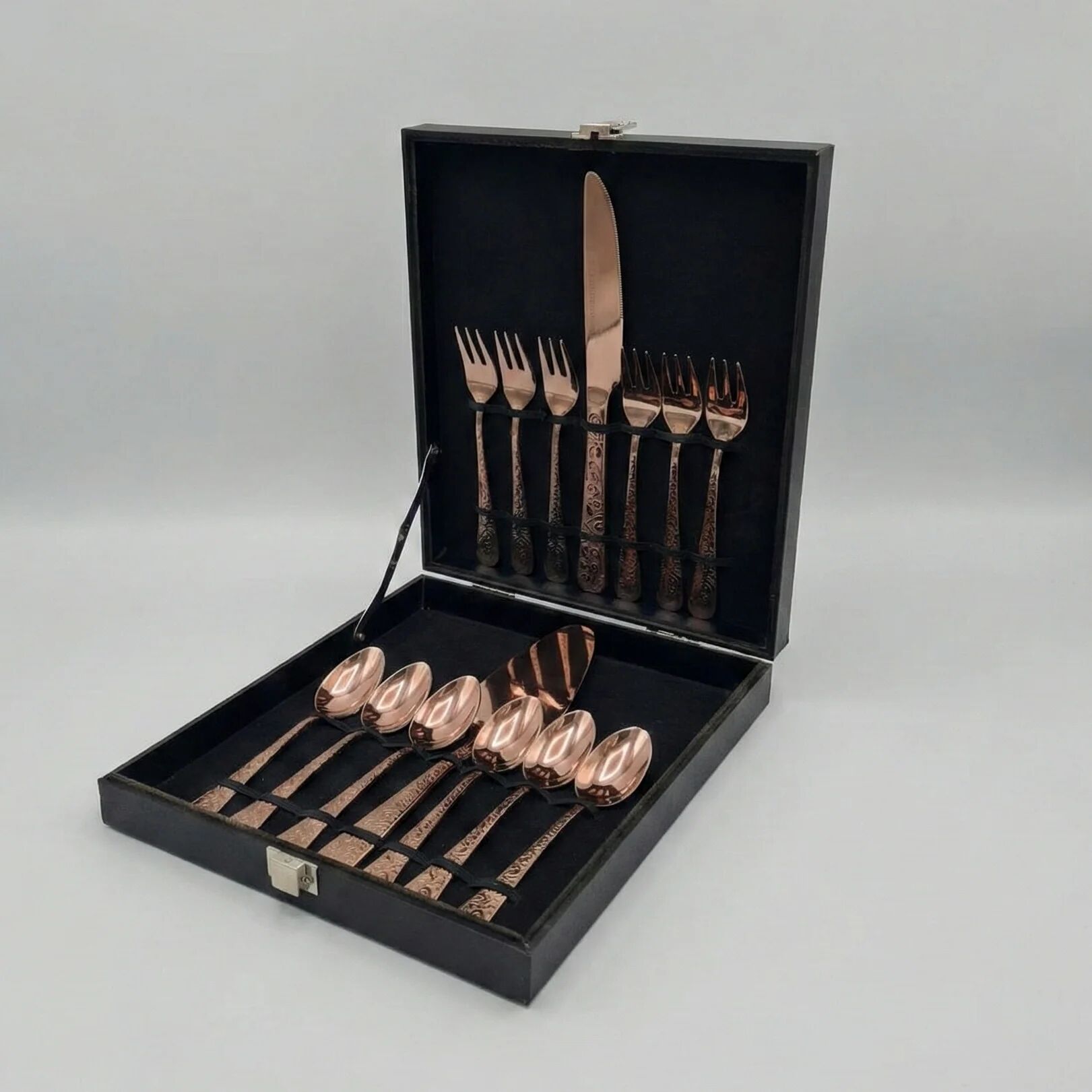 Ménagère à gâteau 14 pièces – Namish Bronze