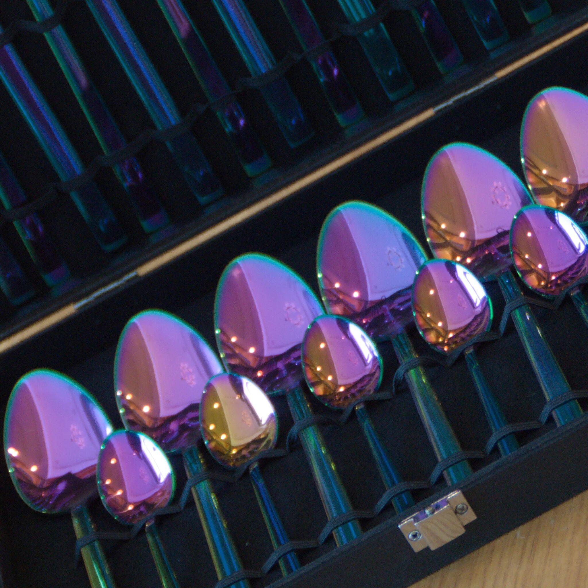 Ménagère 24 pièces TINTIN RAINBOW pour 6 personnes