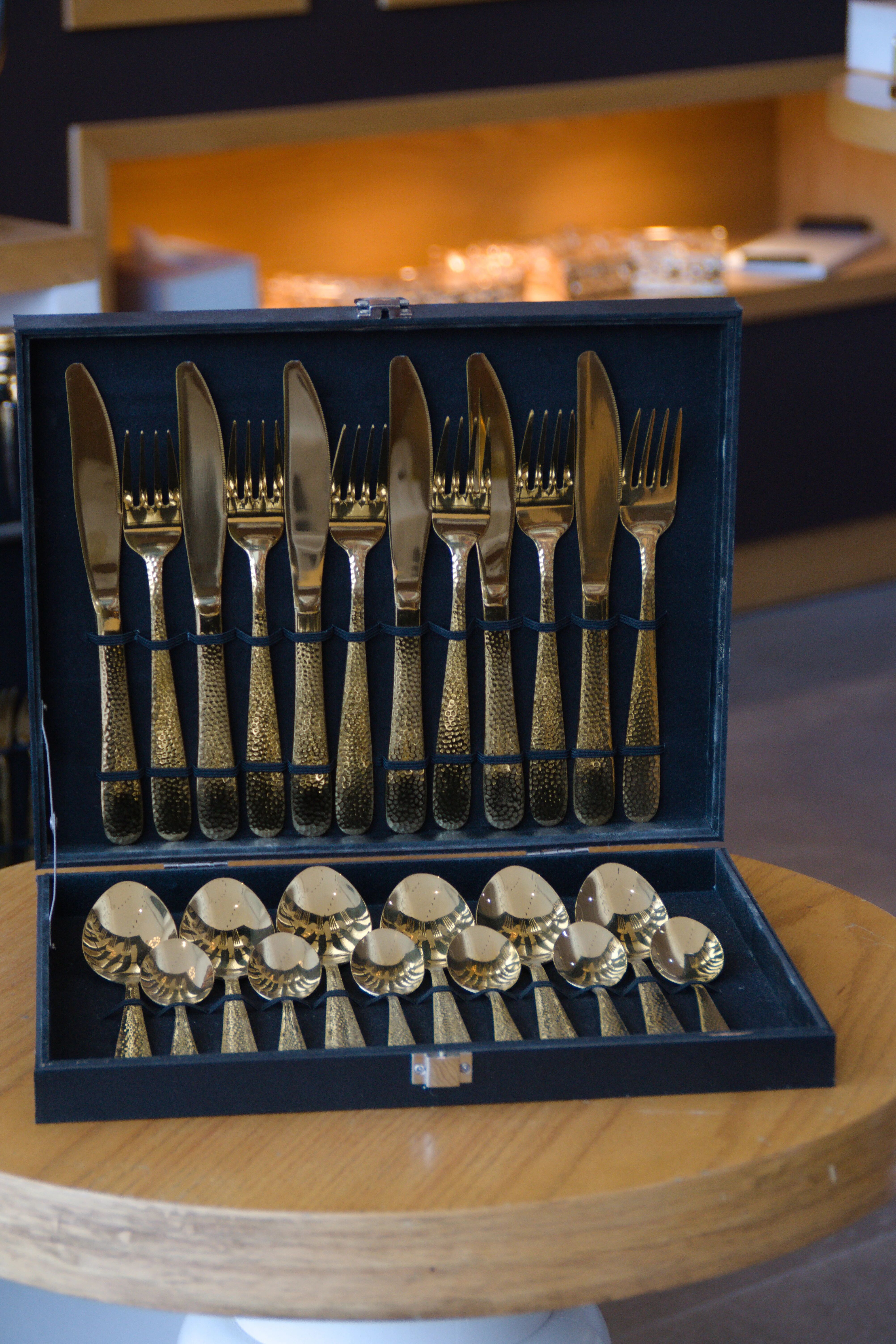 Ménagère 24 pièces DUNE GOLD pour 6 personnes thumbnail 3