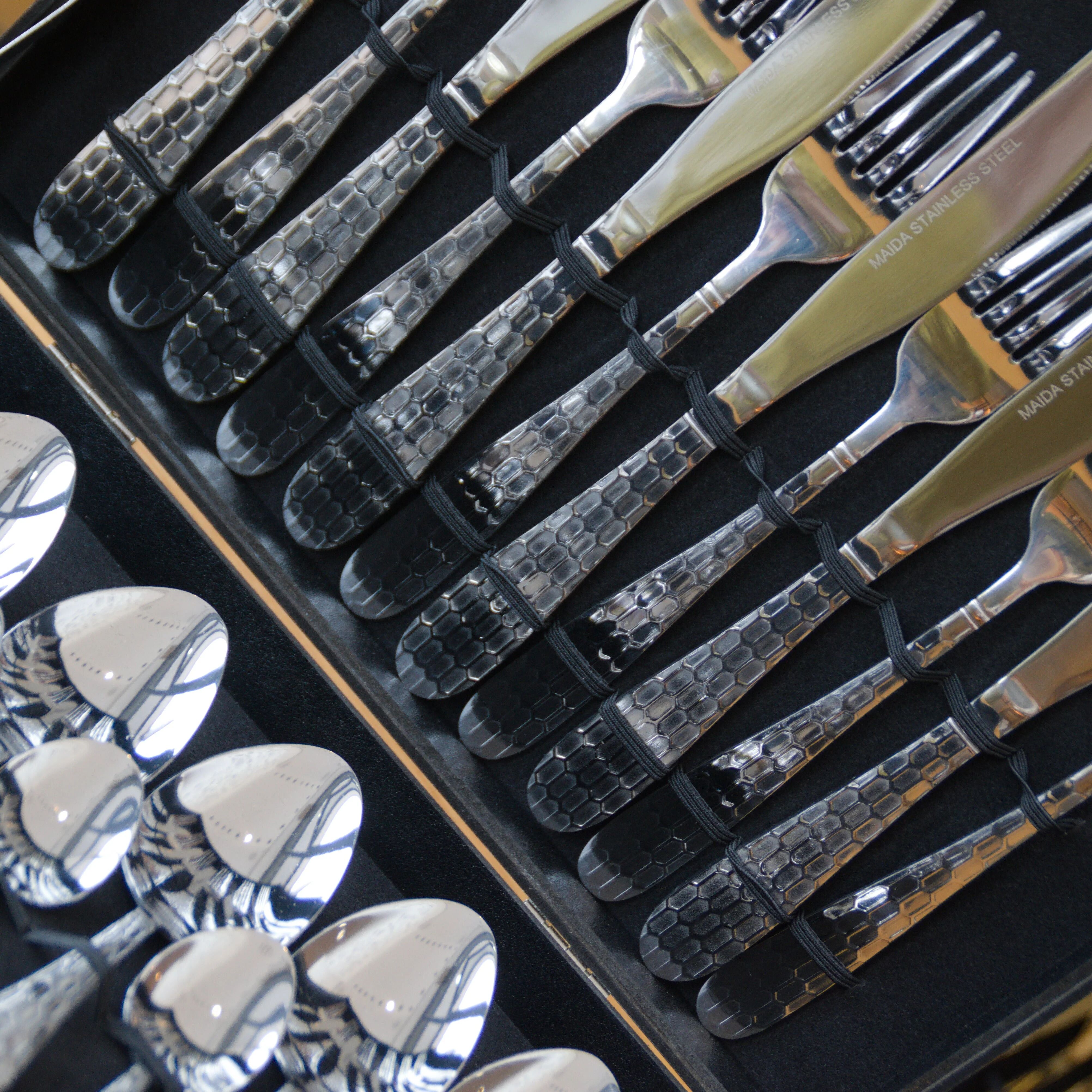 1 Ménagère 24 Pièces Hony Silver Pour 6 Personnes thumbnail 3