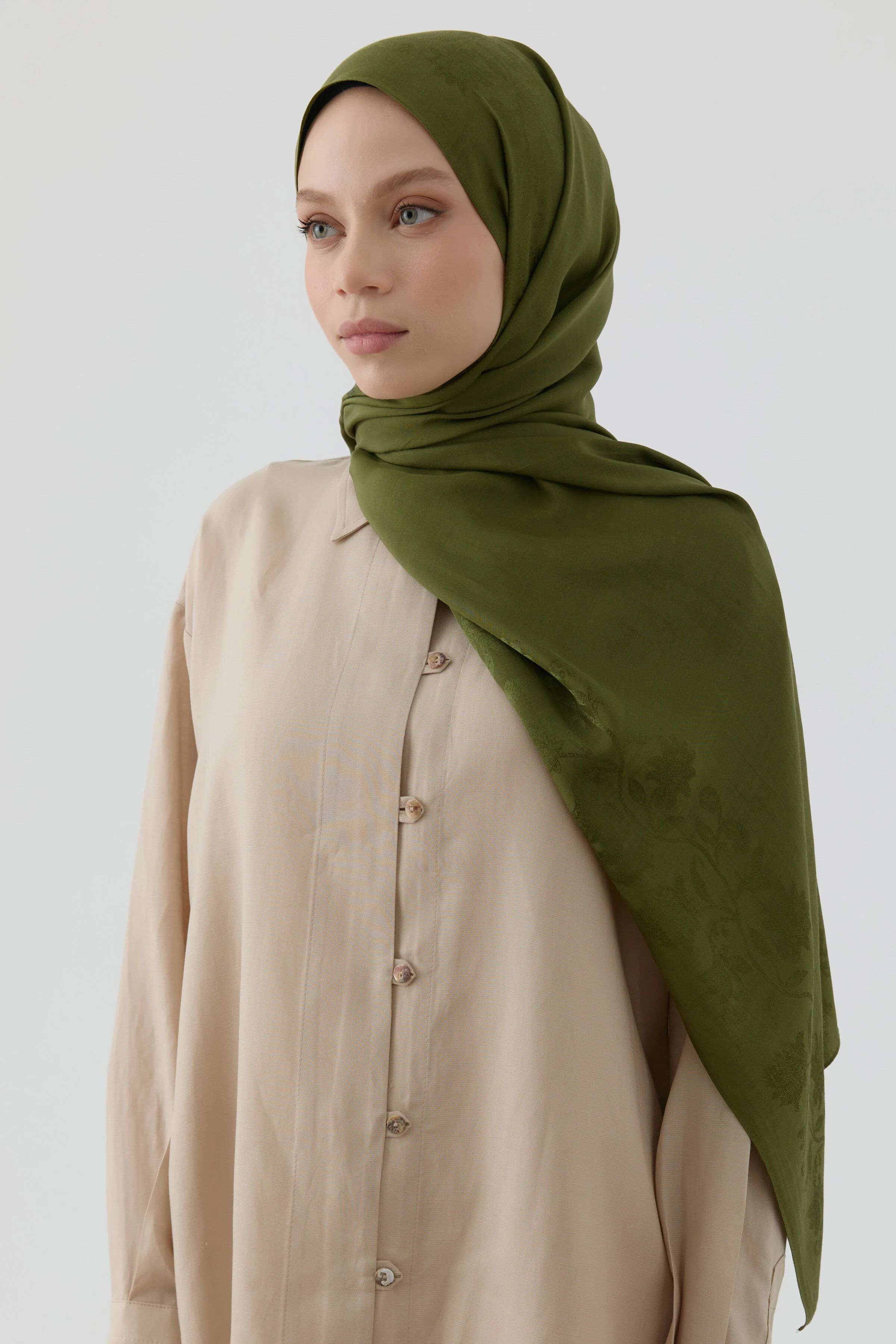 Châle Nevgül Naturel Avec Détails De Bordure