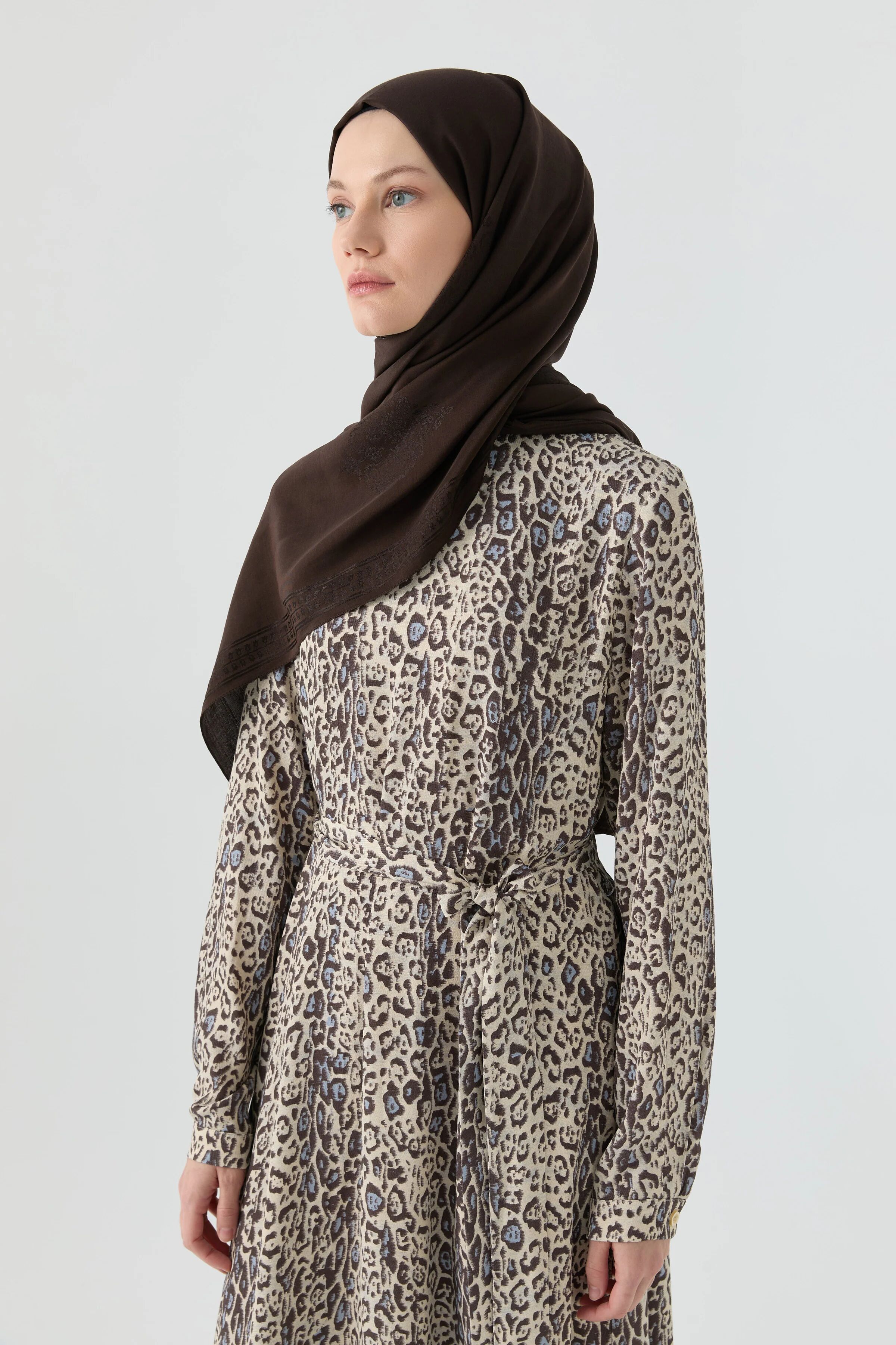 Châle Natural Füruzan En Jacquard