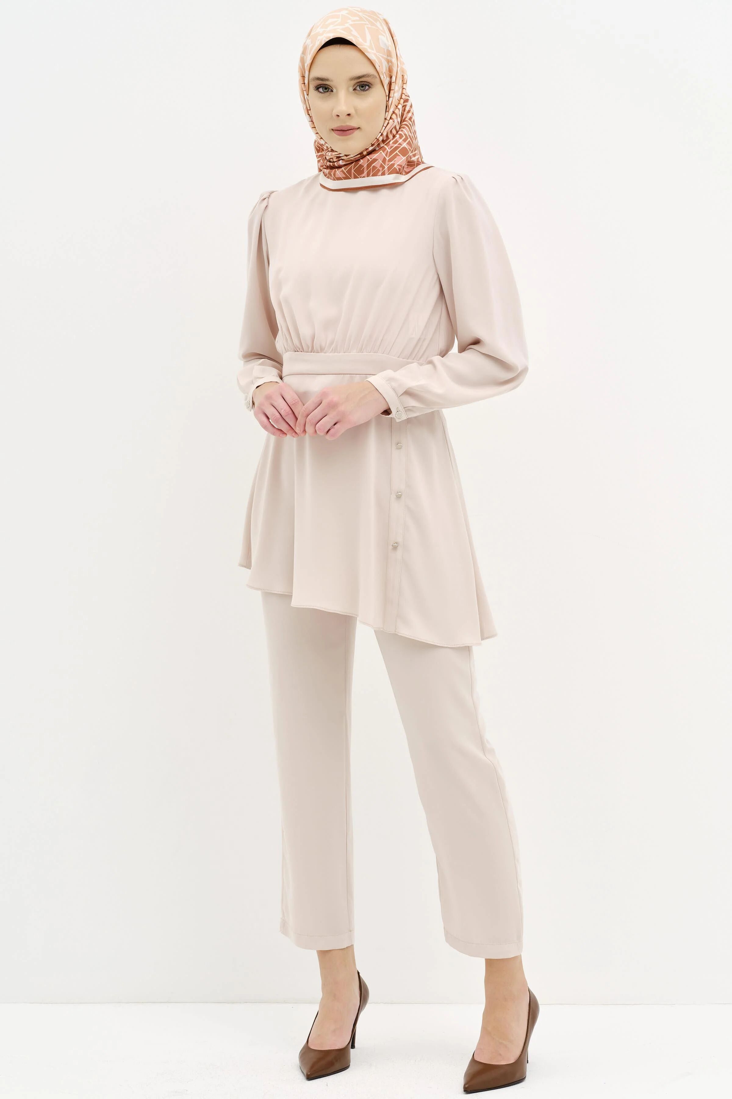 Ensemble Chemisier Et Pantalon Froncé