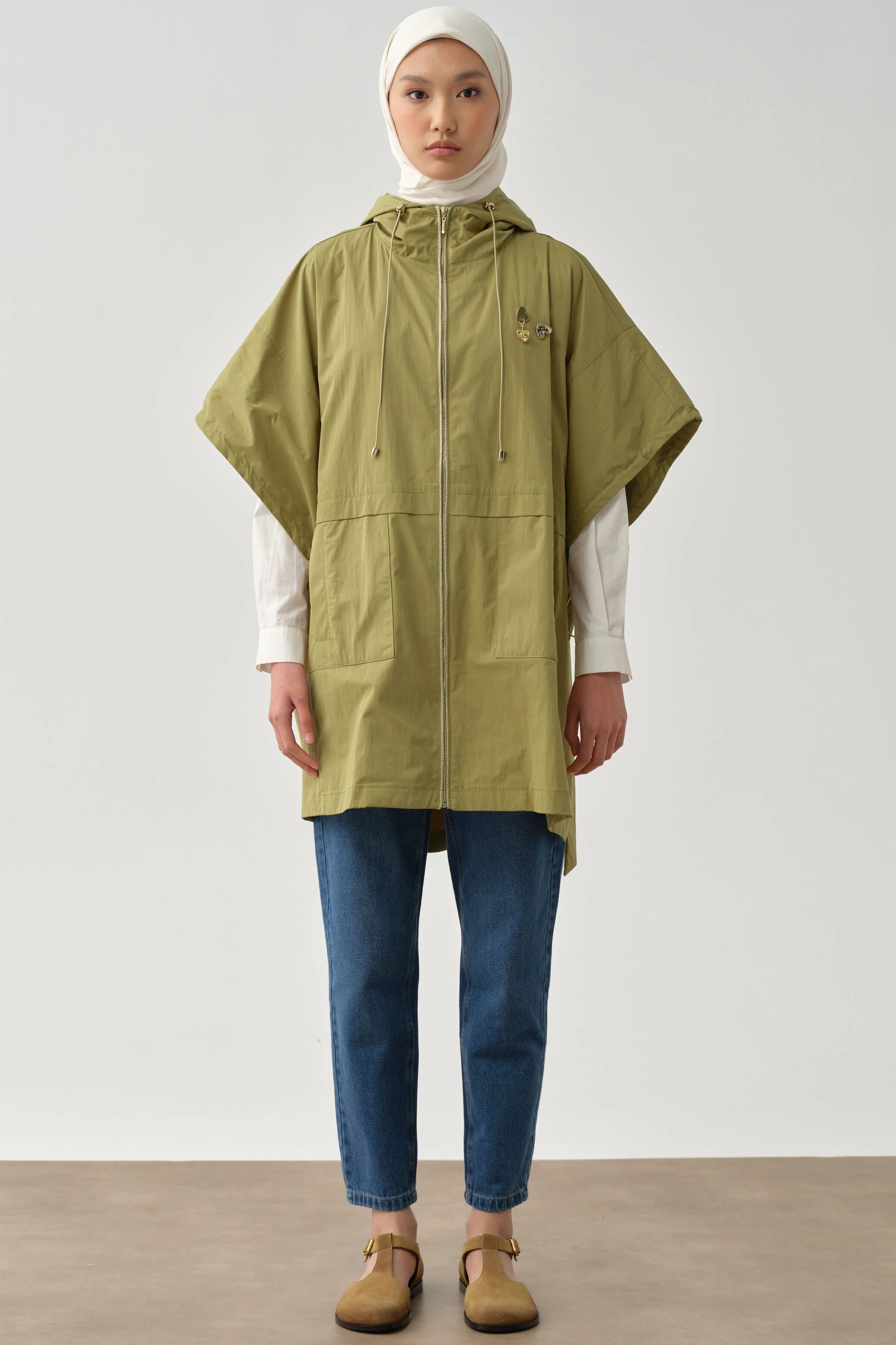 Poncho À Capuche Avec Cordon Élastique