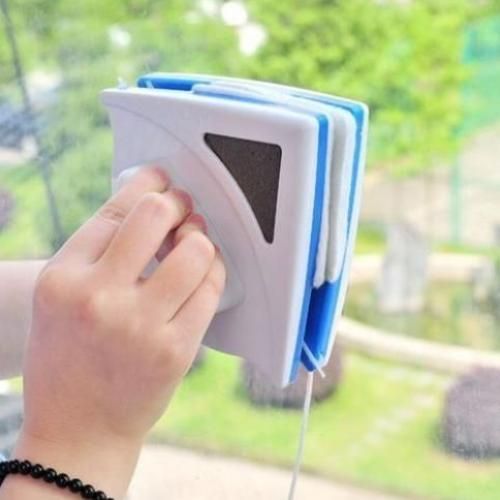 Raclette Magnétique pour Vitres – Des Fenêtres Impeccables Sans Effort ni Risque
