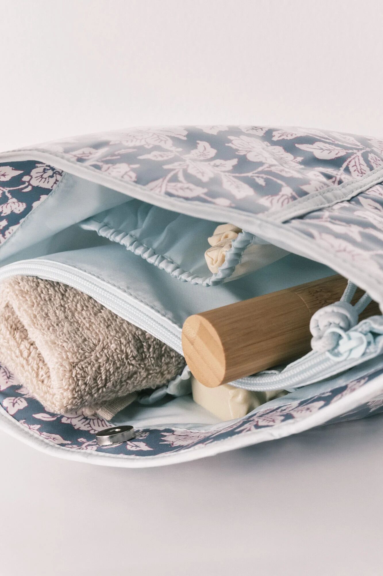 Trousse Moyenne À Imprimé Floral
