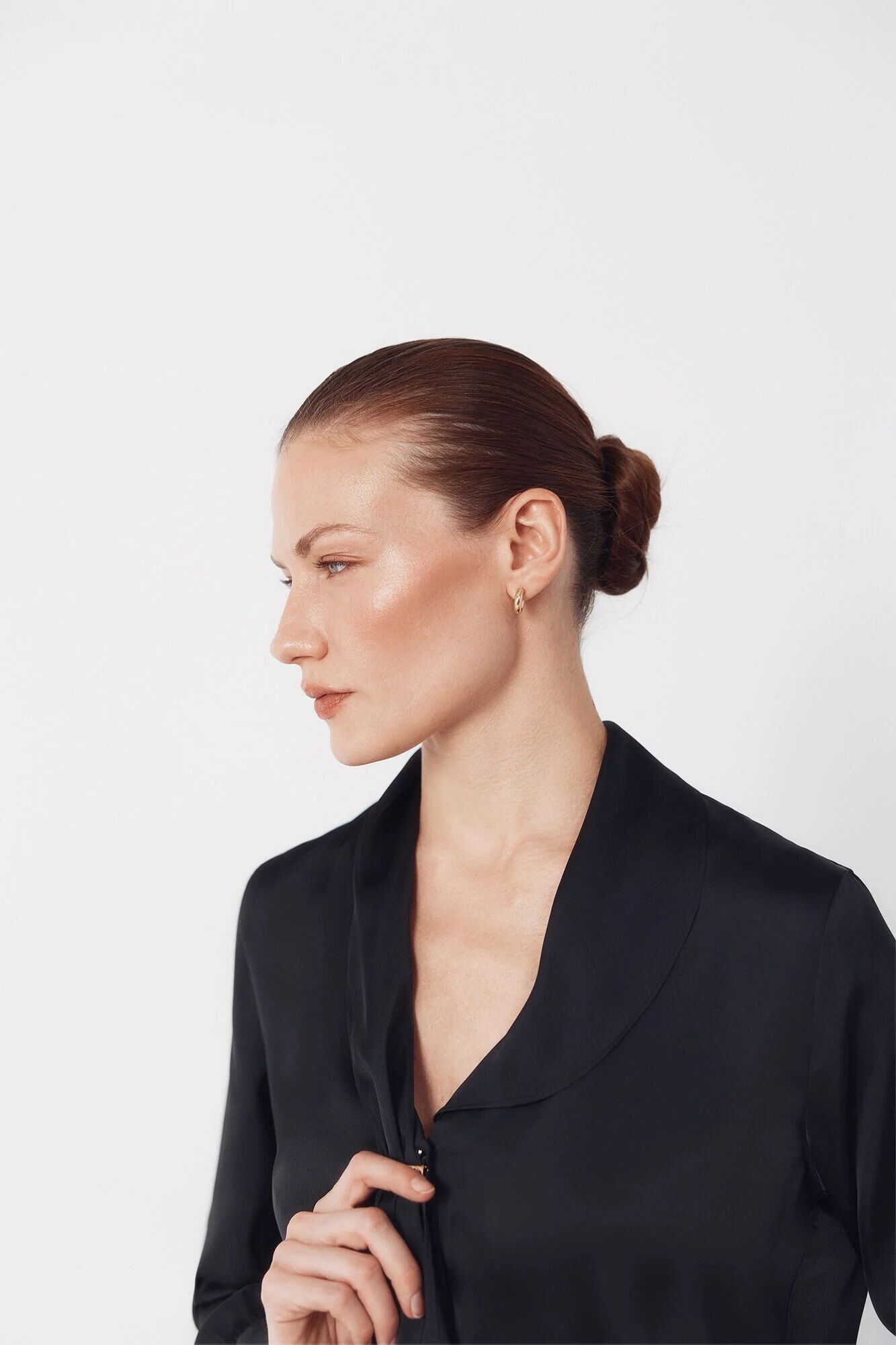 Blouse Satinée Avec Nœud thumbnail 1