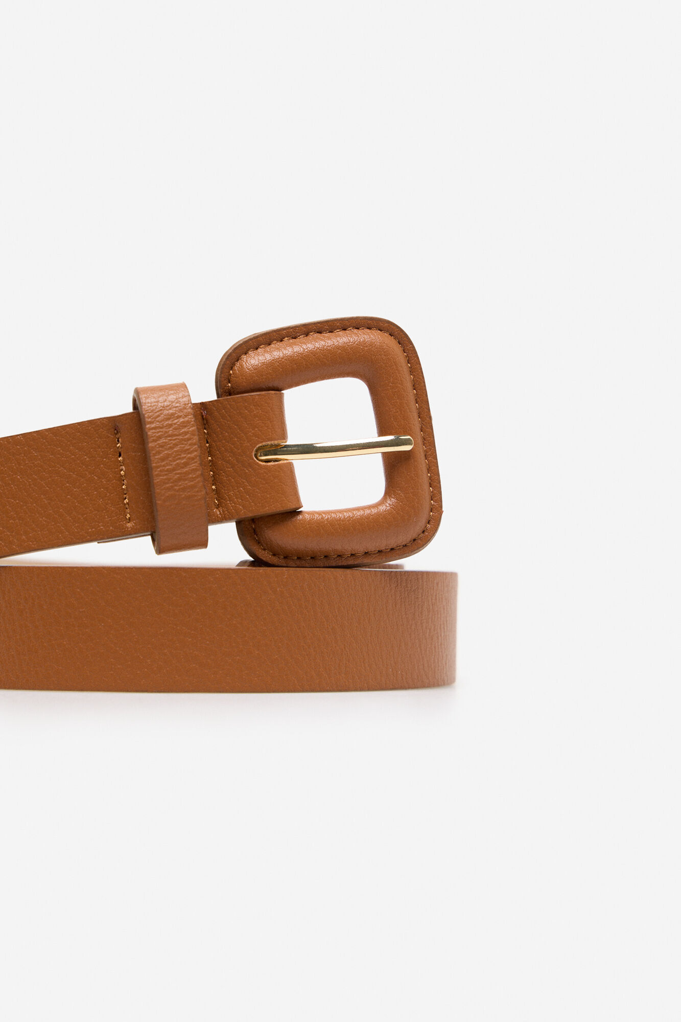 Ceinture en cuir avec boucle carrée