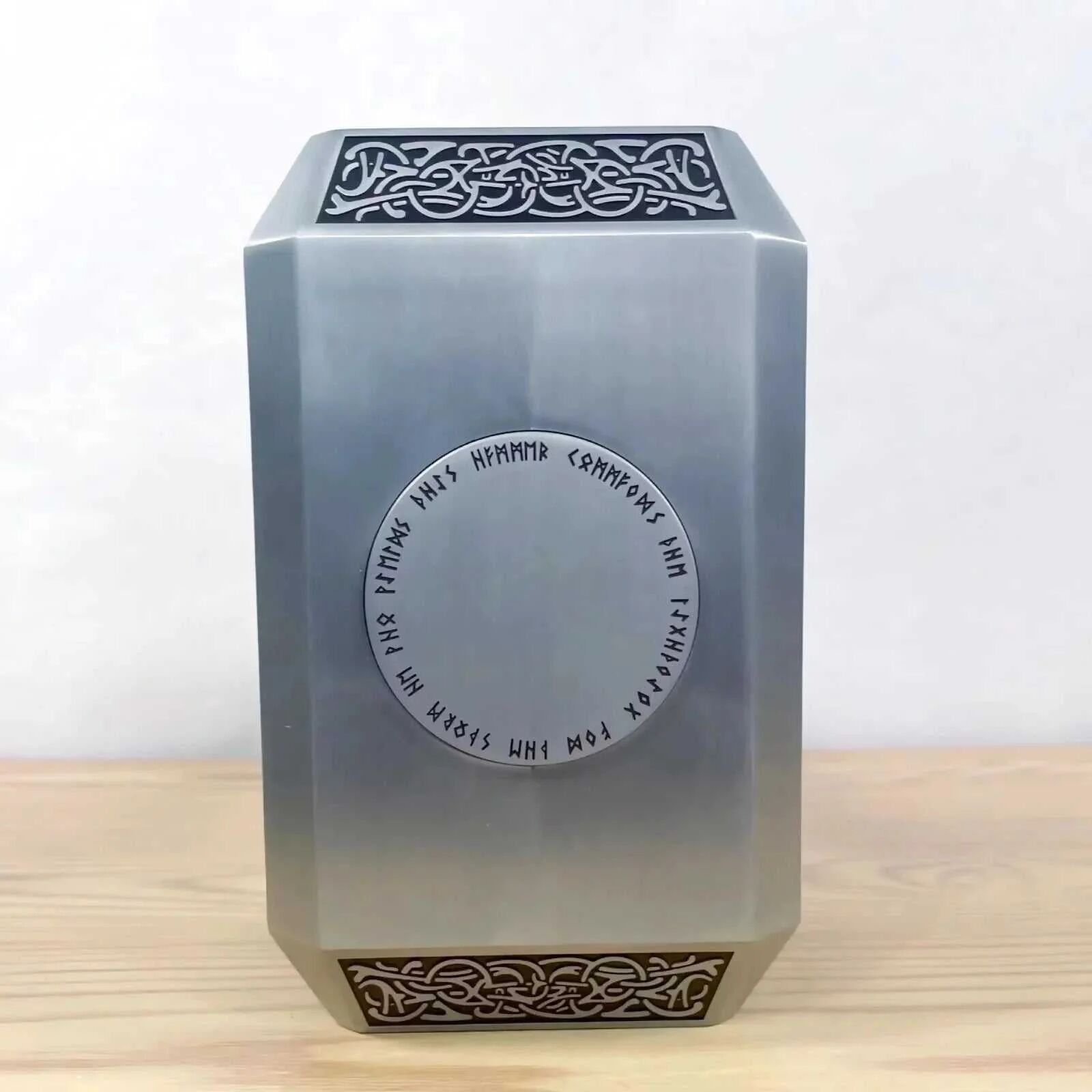 Réplique Marteau Metal Marvel Avengers Thor thumbnail 4