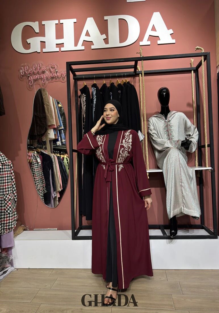 Abaya Bordeaux Avec Broderie thumbnail 4