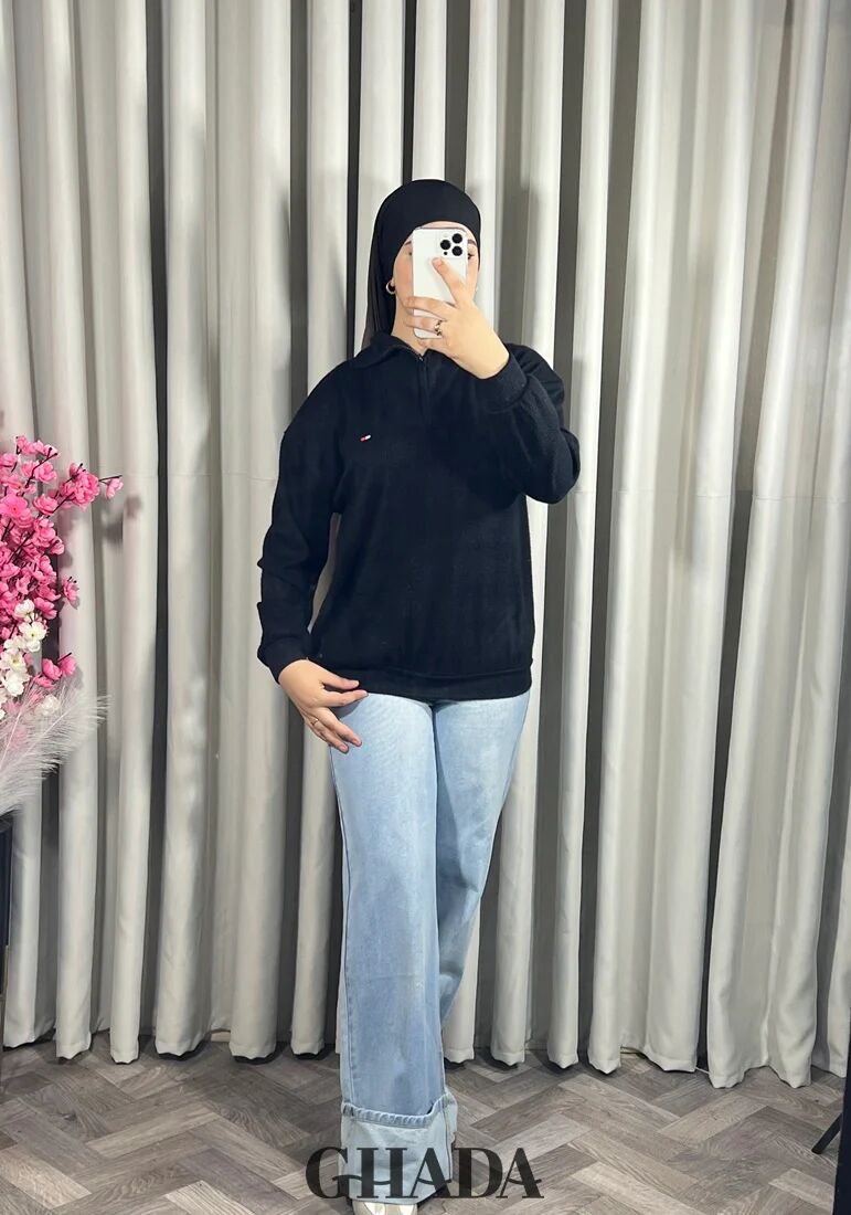 Pull En Maile Douce Zippé À Col En V