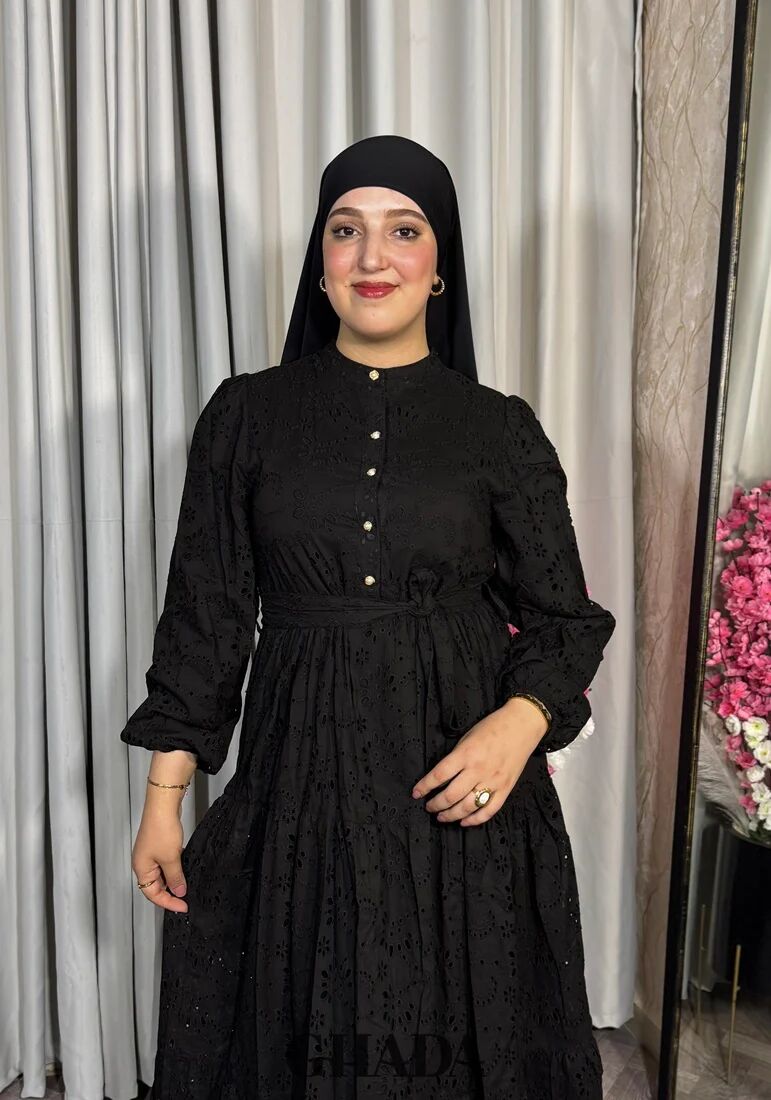 Robe Brodée En Noir