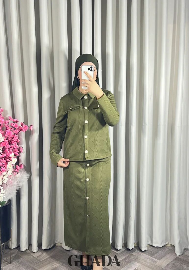 Ensemble En Maille En Vert Kaki