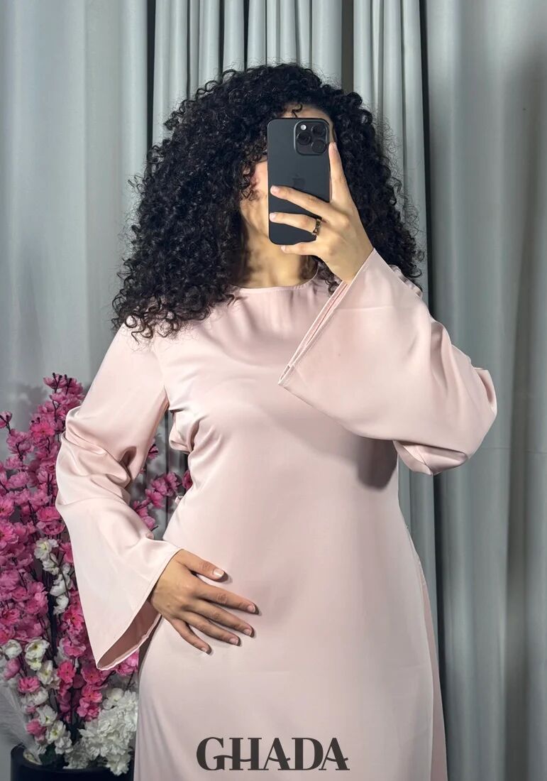Robe Longue Satinée thumbnail 4
