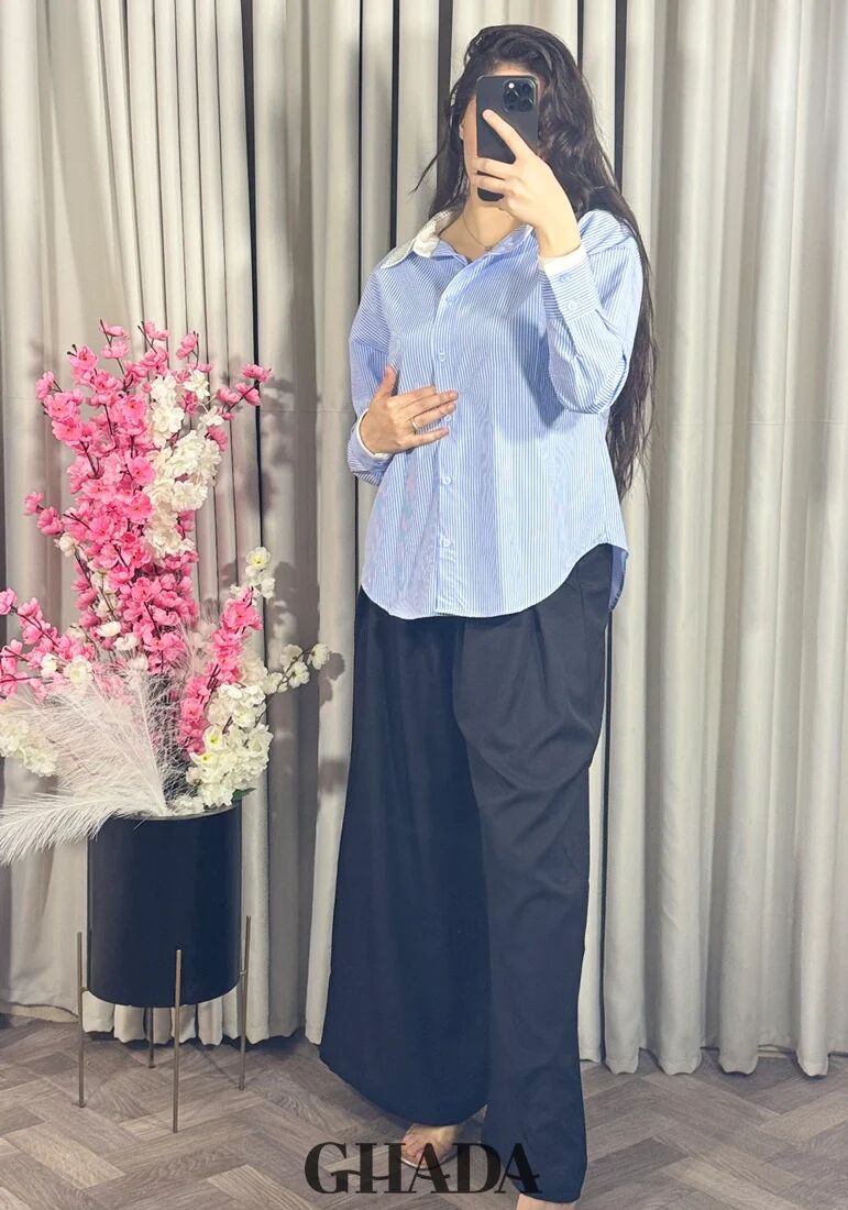 Chemise Bleue À Rayures Avec Col À Strass thumbnail 3