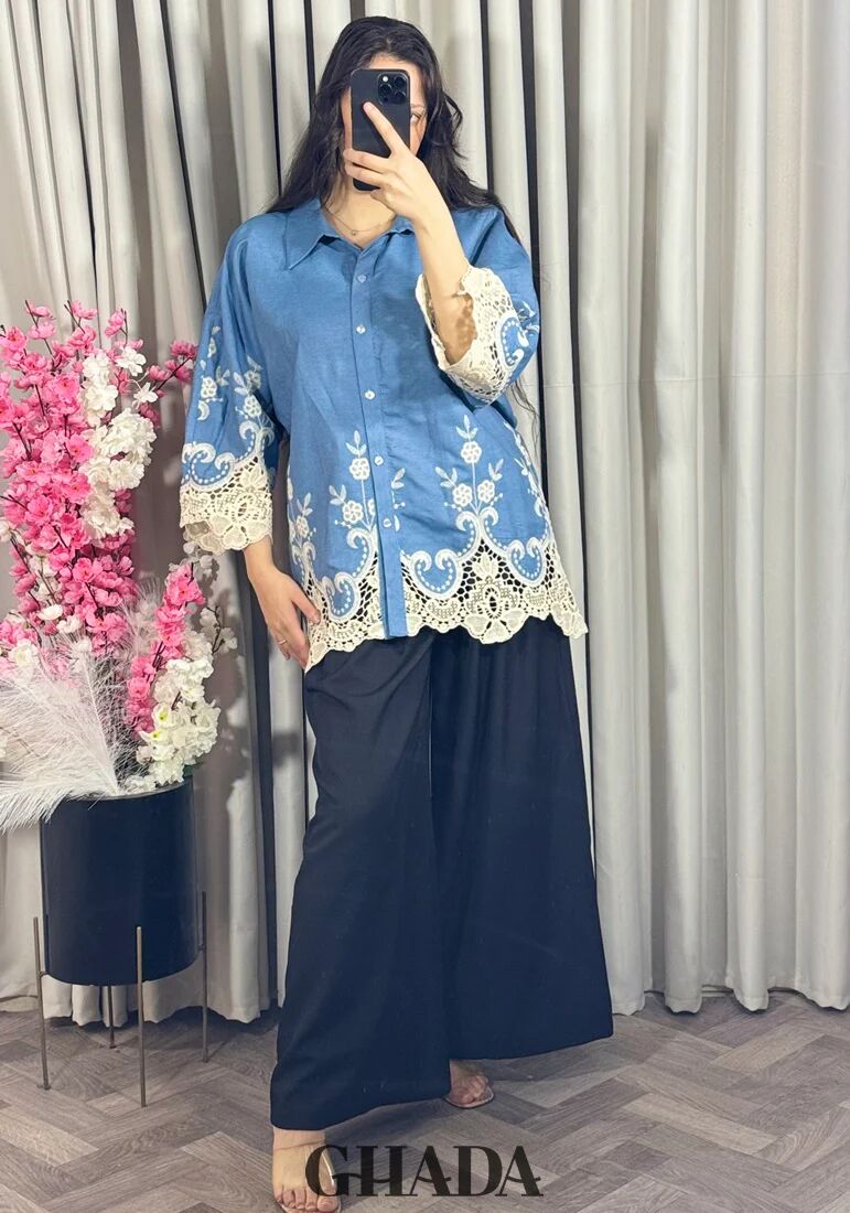 Chemise En Denim Avec Broderie Anglaise thumbnail 3