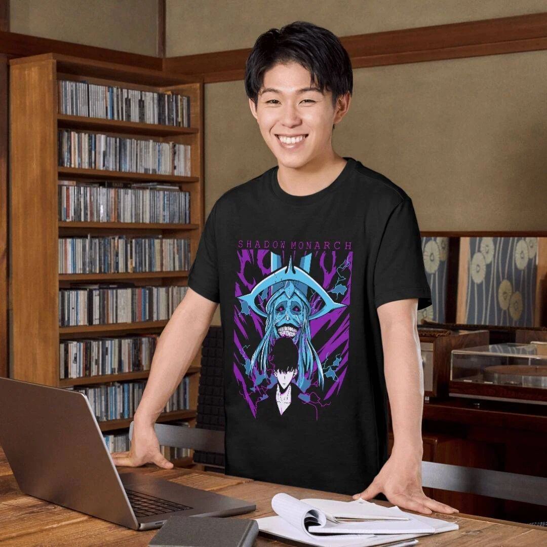T-shirt Solo Leveling – Shadow Monarch thumbnail 3