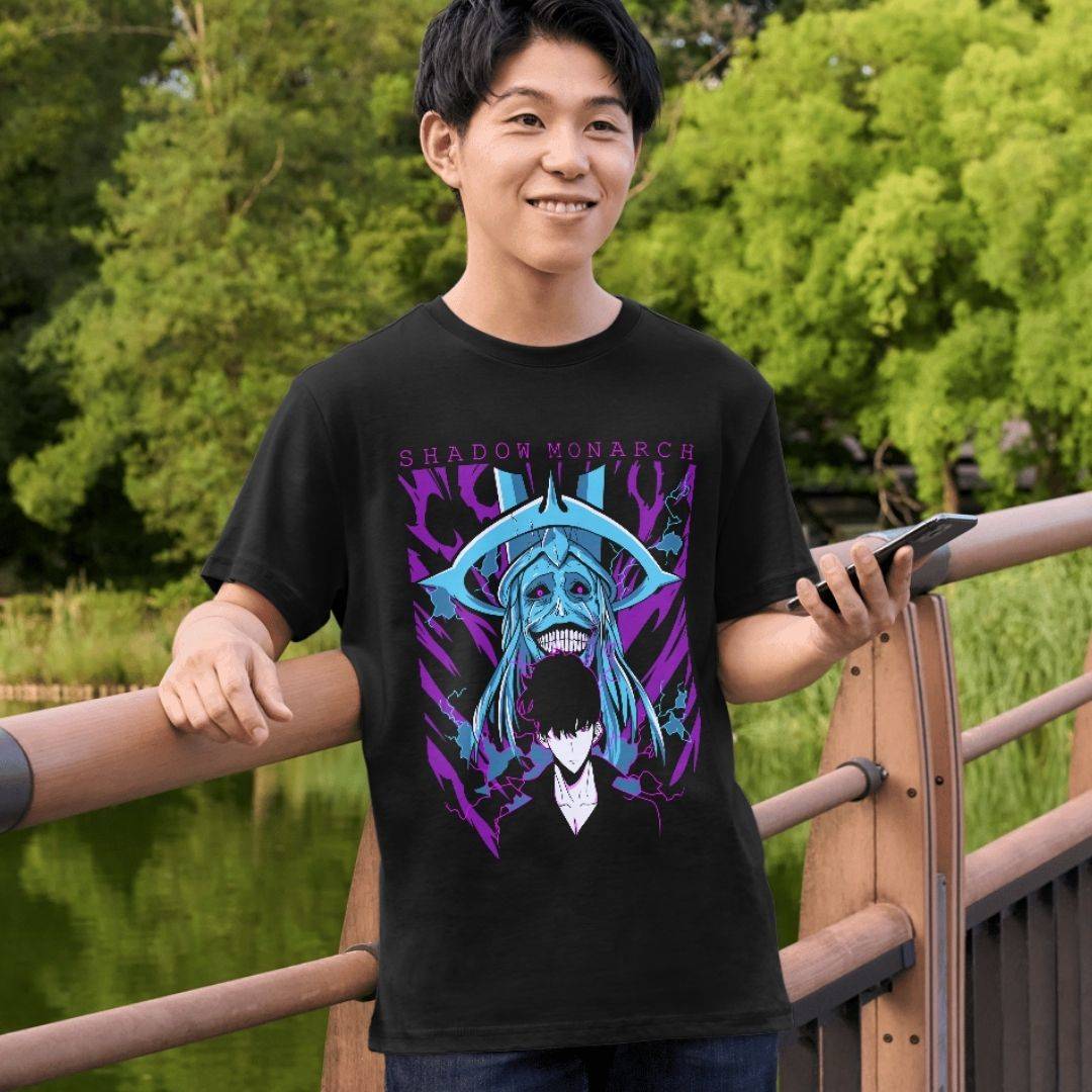 T-shirt Solo Leveling – Shadow Monarch thumbnail 4