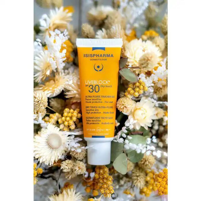 Soin Solaire Uveblock Ultra-fluide Spf30 Toucher Sec Matifiant