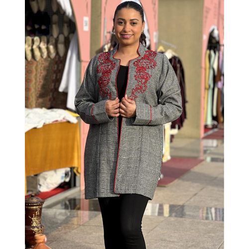 Veste Style Marocain Avec Broderie Rouge –tenue Élégante Quotidienne