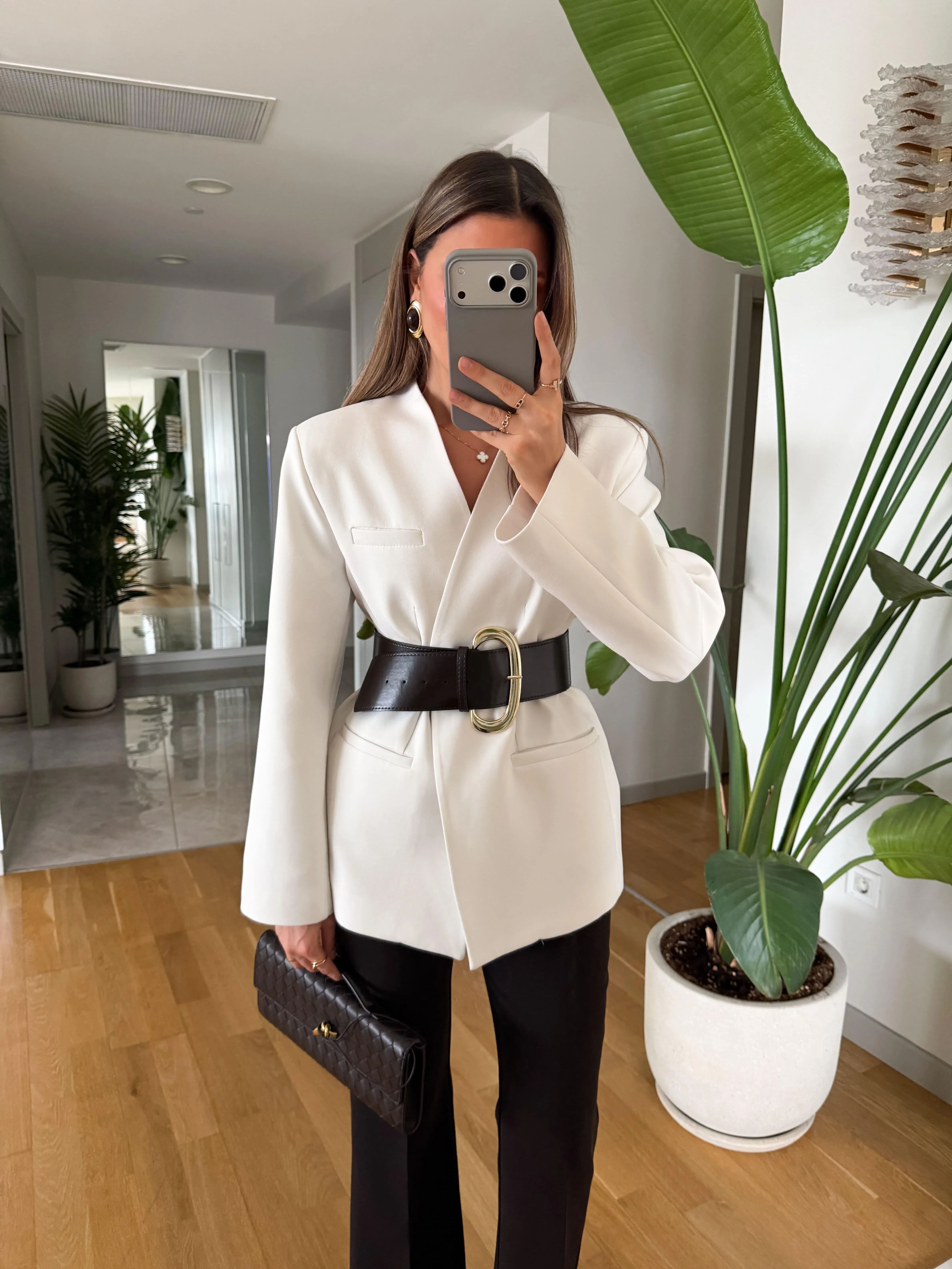 Blazer Aura