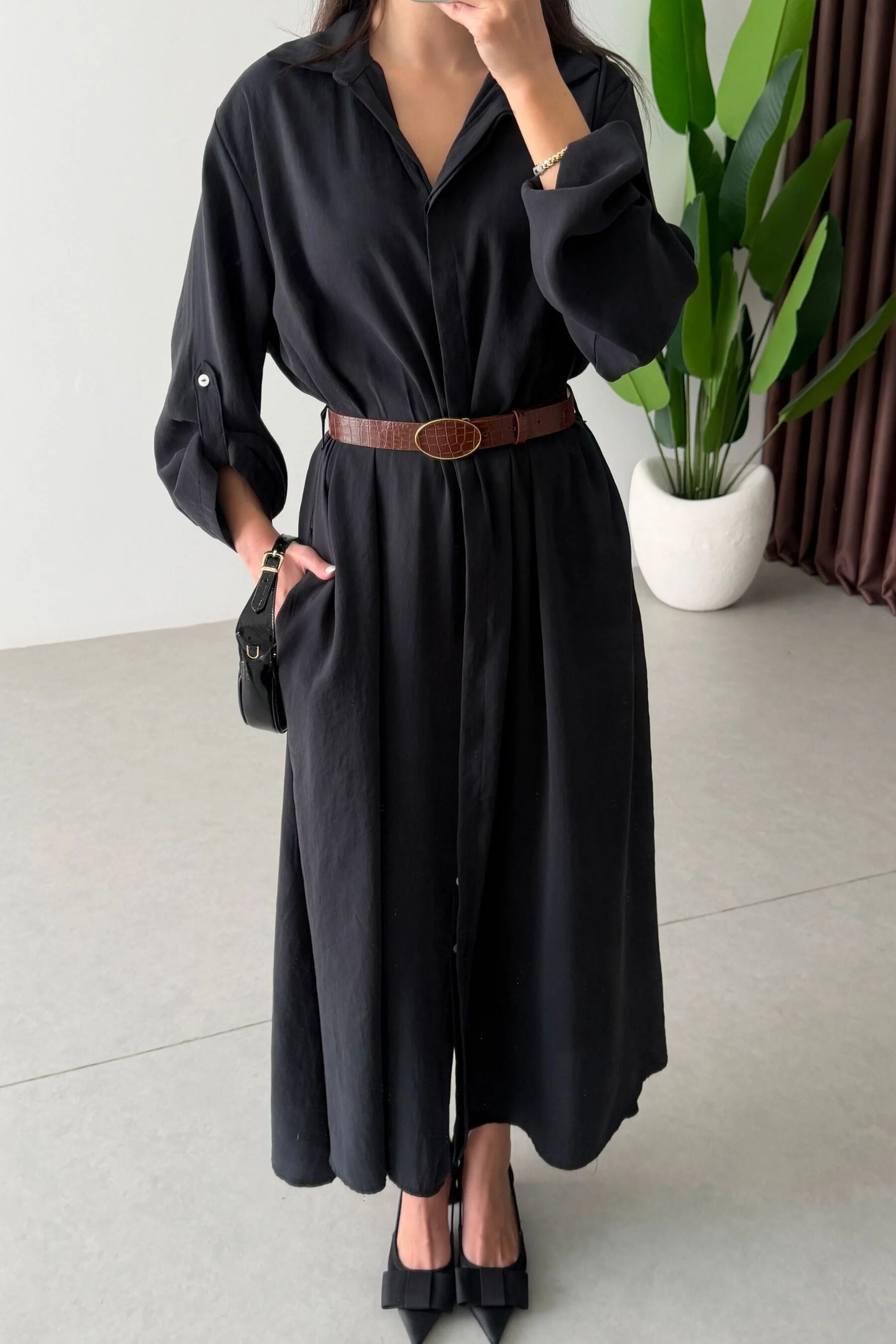 Robe Noir D’ambre thumbnail 3