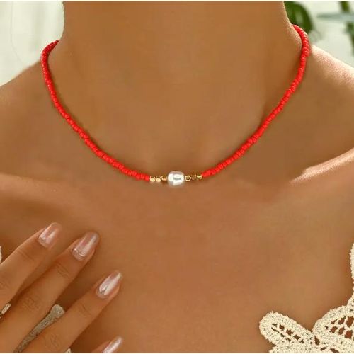 Collier De Perles Rouges Et Perle Blanche Classique