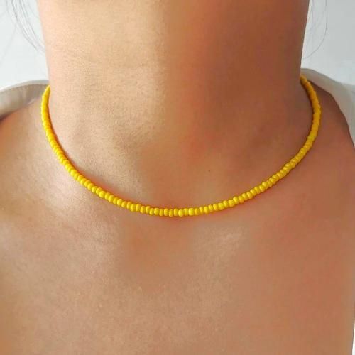 Collier Jaune Classique Et Simple