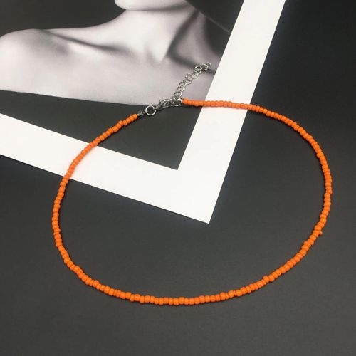 Collier Orange Classique Et Simple