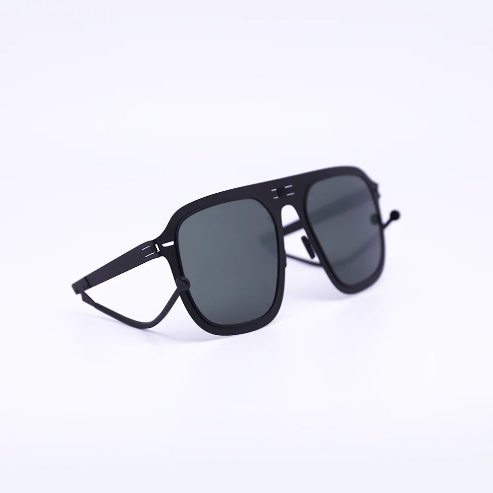 Virgil In Matte Black / G15