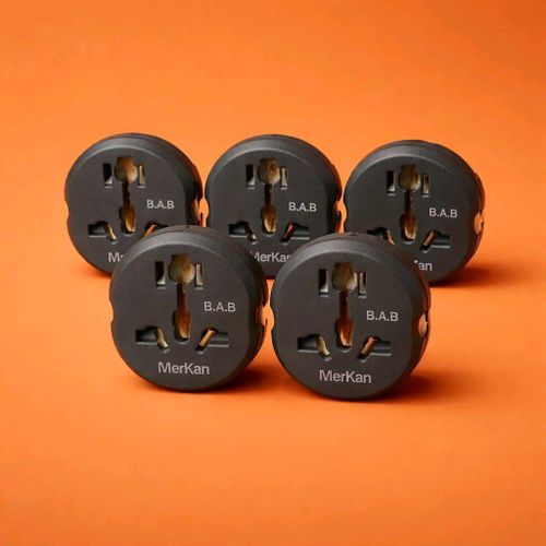 5x Prises Électrique Uk Us Ue Au // Adaptateur Secteur Universel (couleur Et Design Aléatoire)