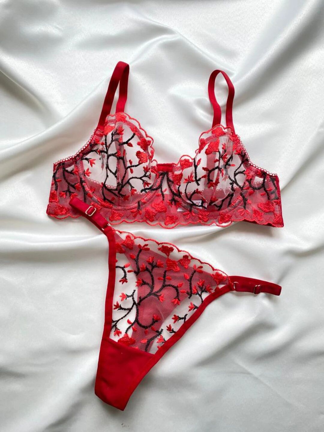 Fleur Dor – Rose Carmin thumbnail 3