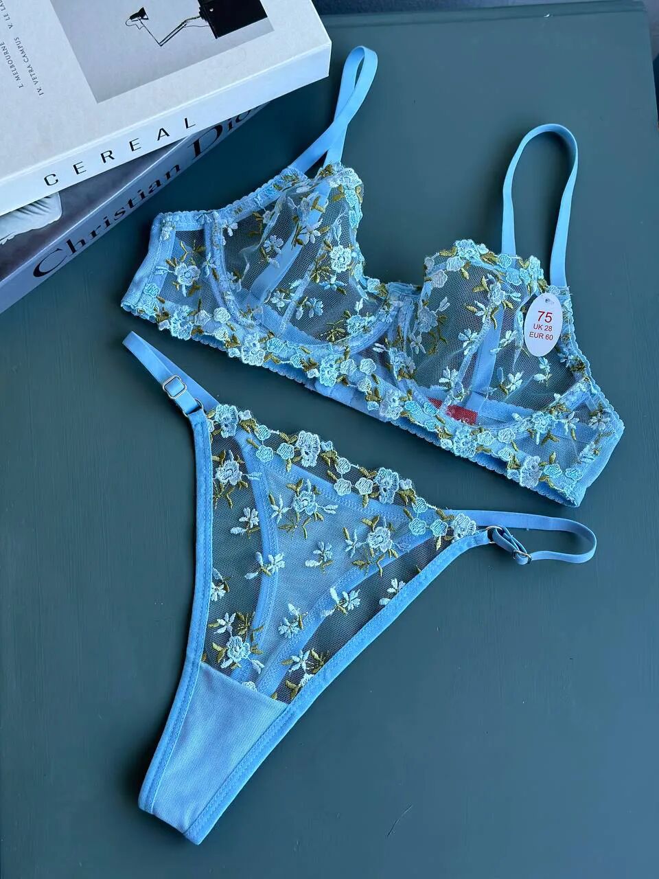 Fleur Dor – Bleu Électrique thumbnail 3