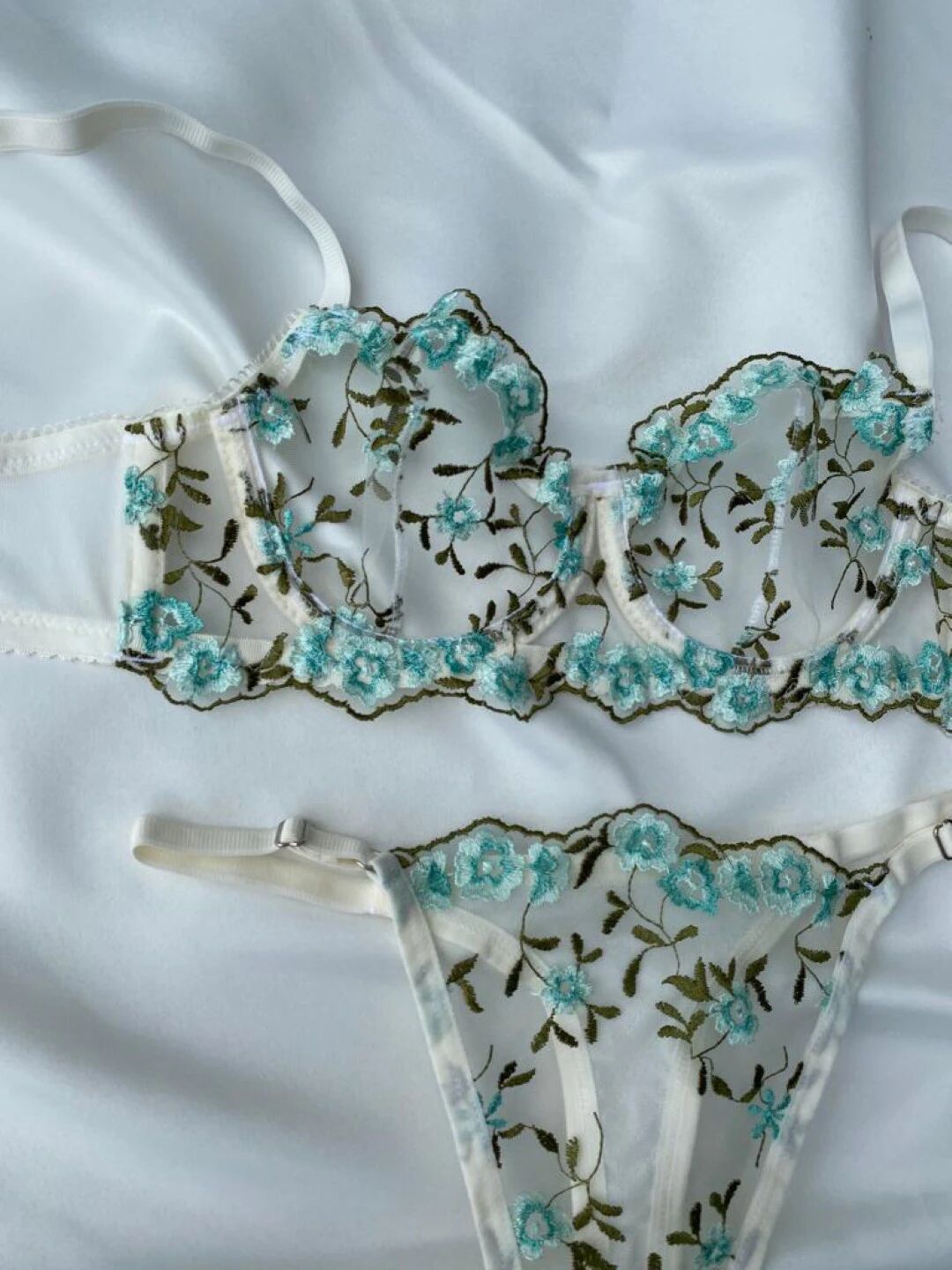 Fleur Dor - Bleu Colombien thumbnail 4