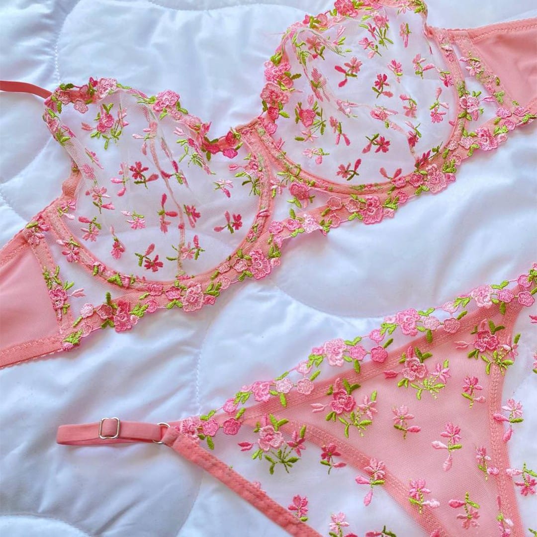 Dentelle Romantique - Rose Transparent