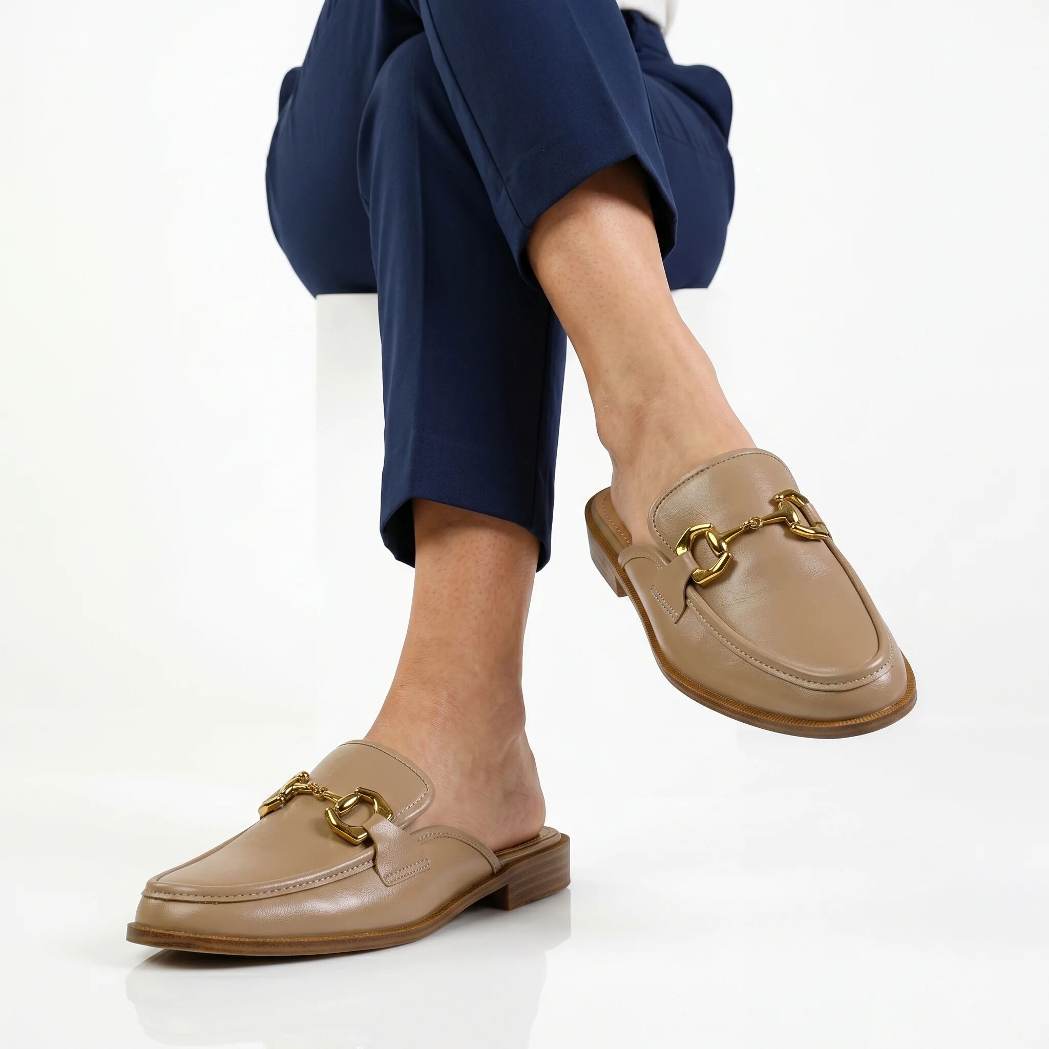 Malika – Mules thumbnail 3