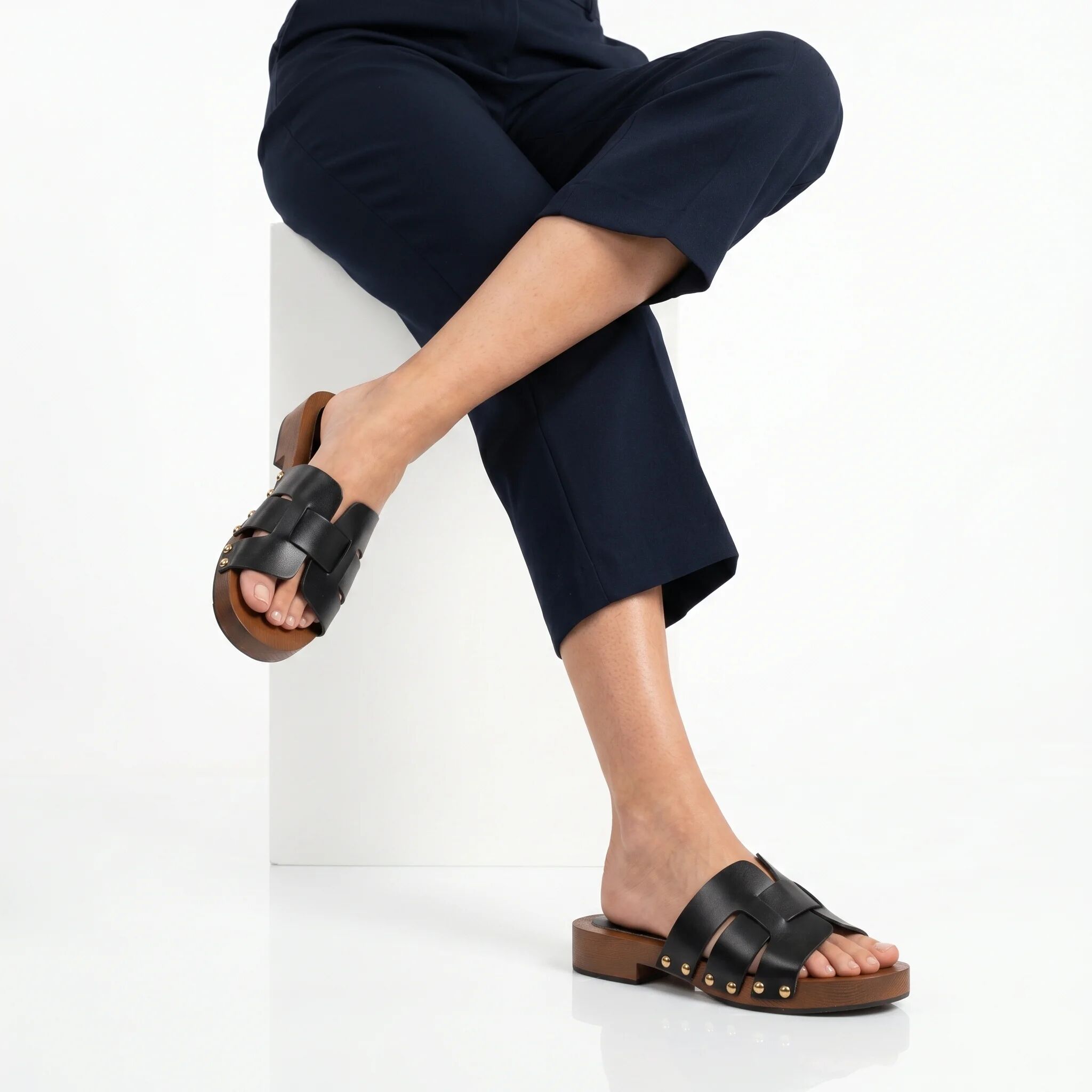 Santal – Sandales Plates