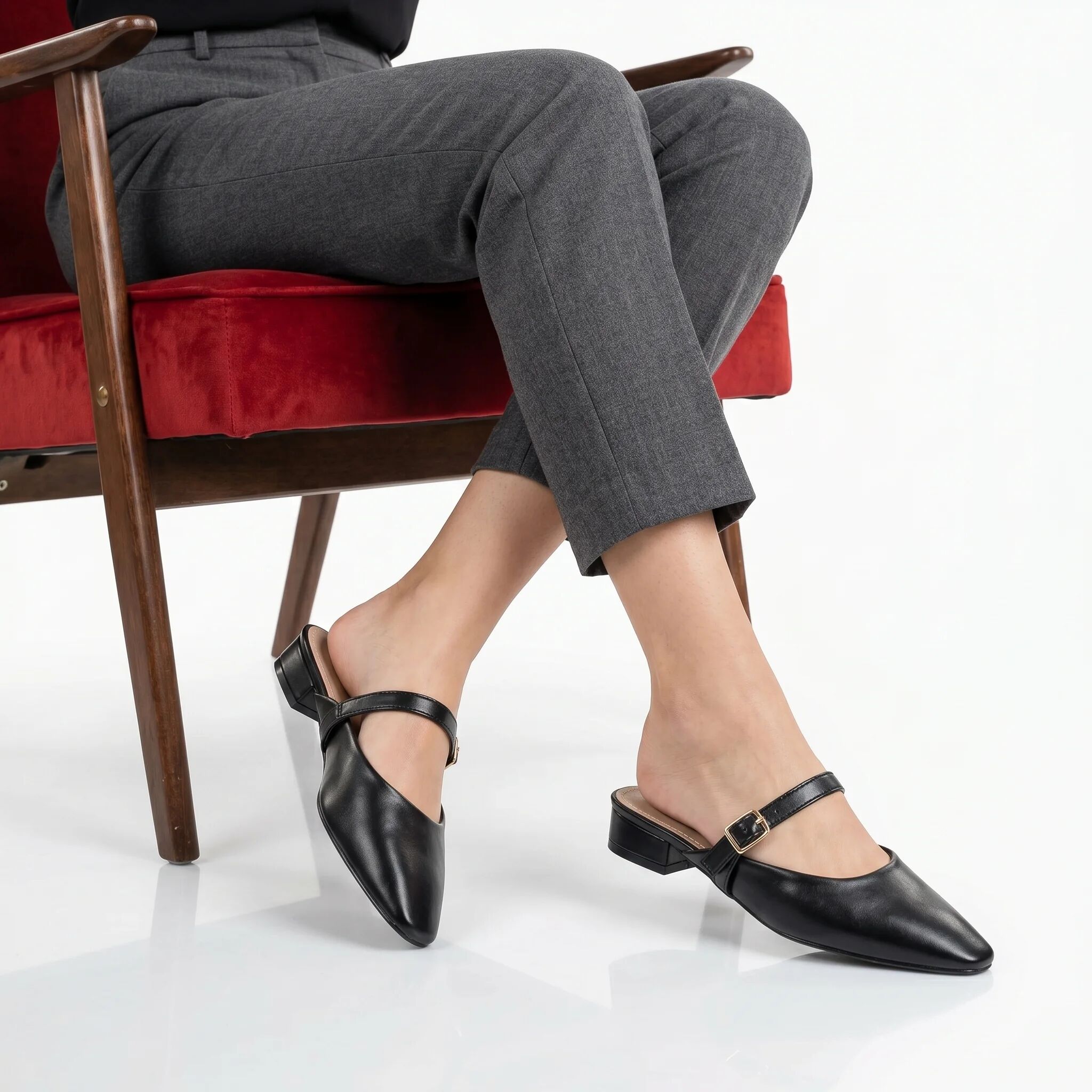 Aura – Mules Demi Talon
