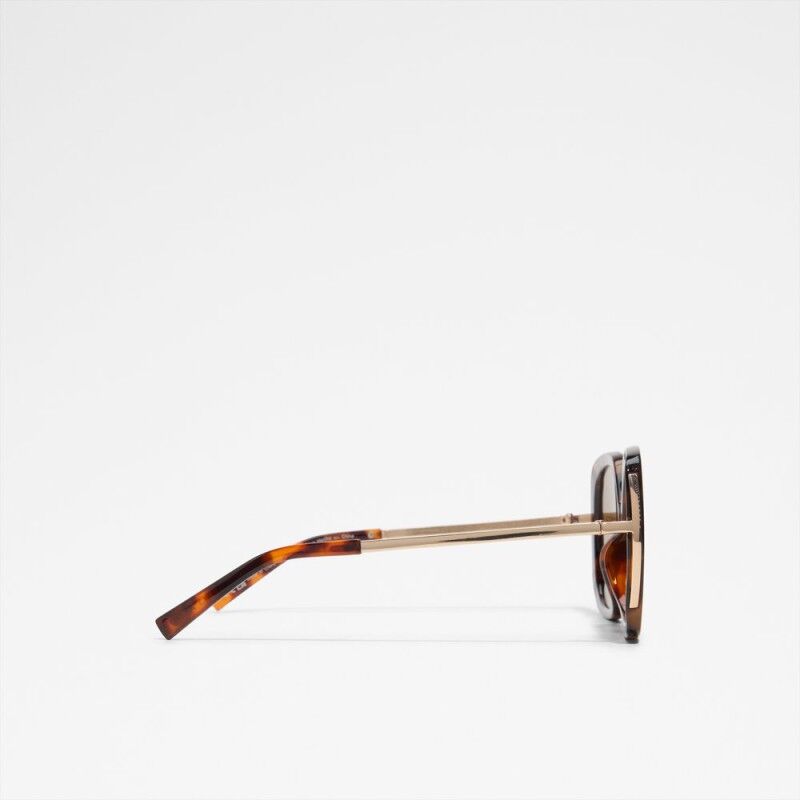 Mickaela thumbnail 2