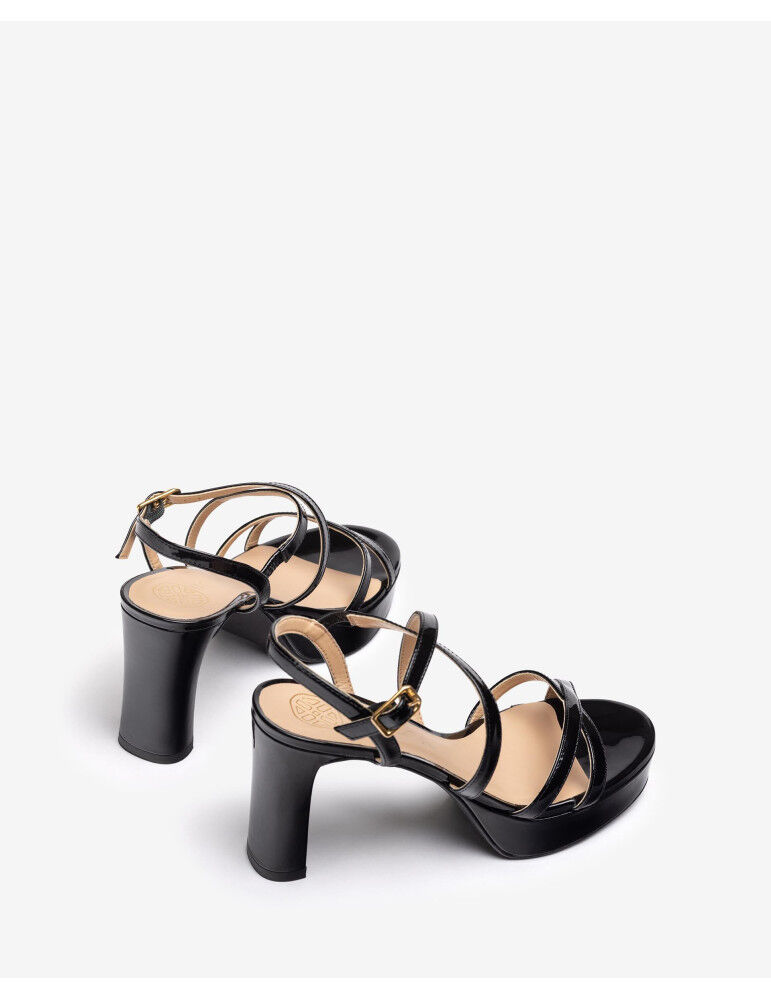 Sandales À Plateforme Et Fines Lanières En Cuir Vernis Noir thumbnail 2