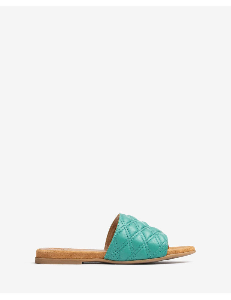 Mules Plates En Cuir Matelassé À Bout Carré