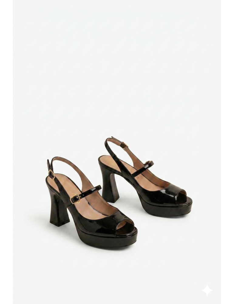Sandales À Haut Talon Et Plateforme Avec Brides En Cuir Verni