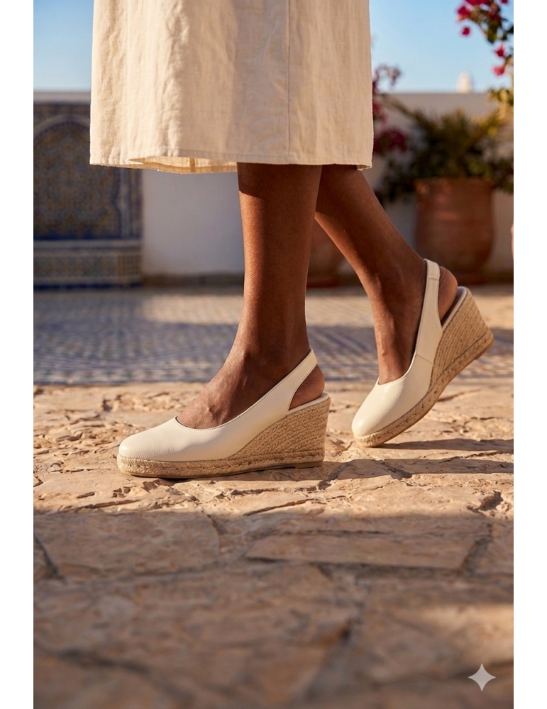 Espadrilles À Pointe Fine Blanches thumbnail 2
